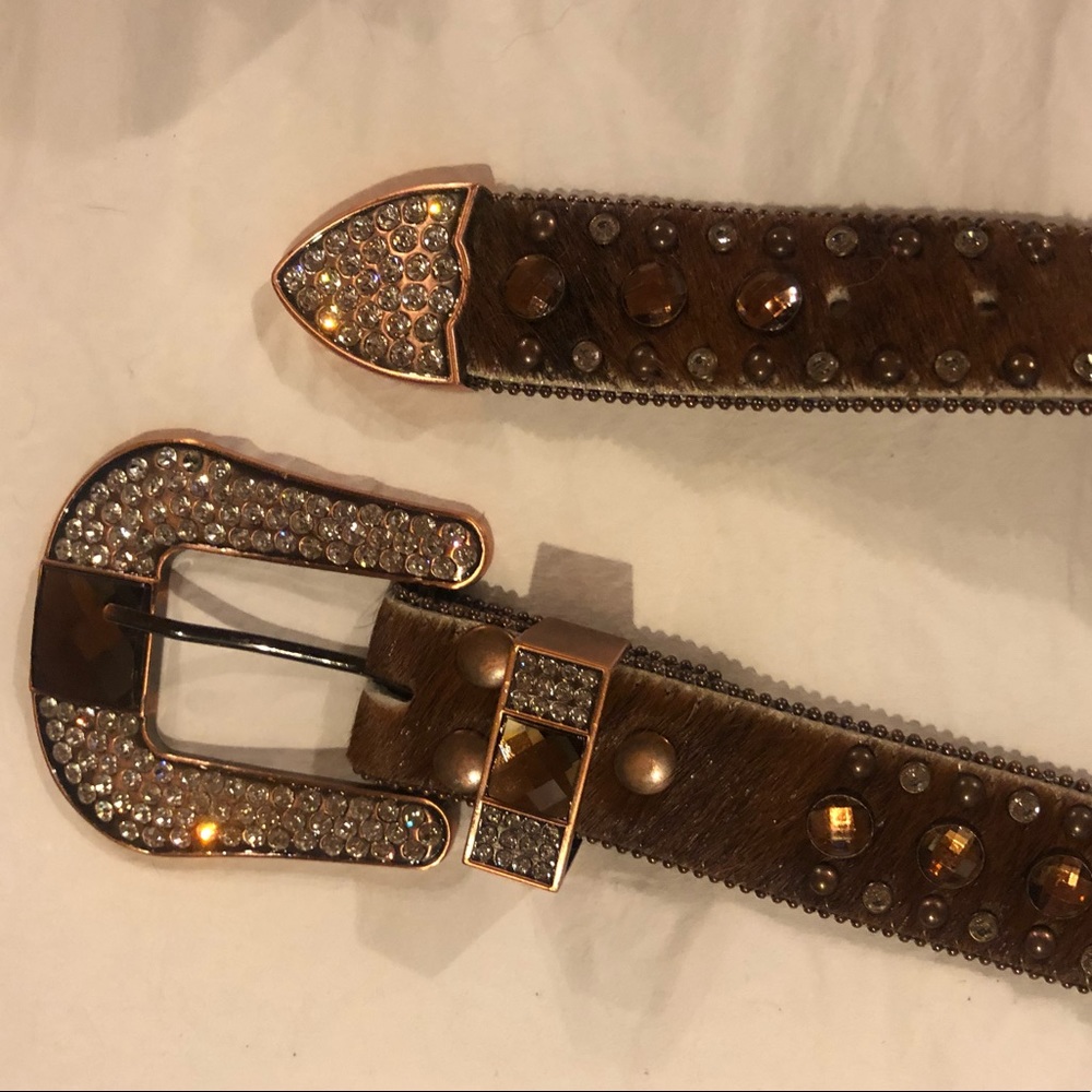 Belt - Picture 2 of 3